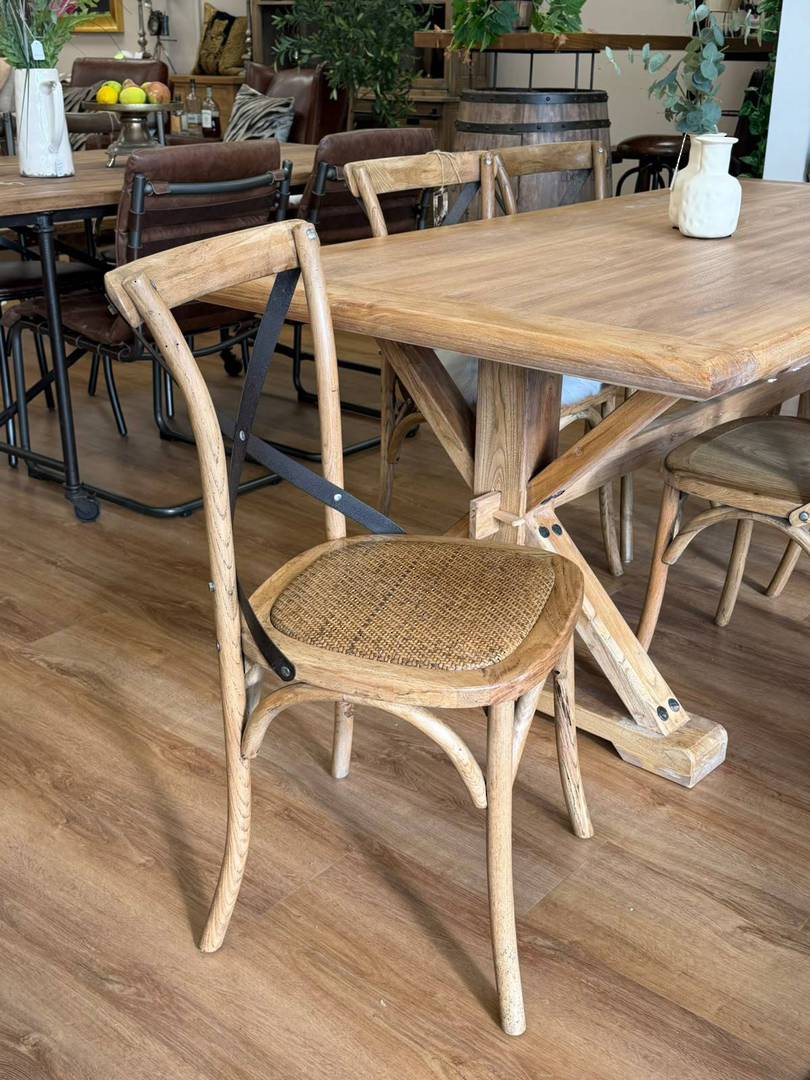 American Aged Oak Extension Round Dining Table 106 - 135cm + 4 Cross Back Chairs Set image 3